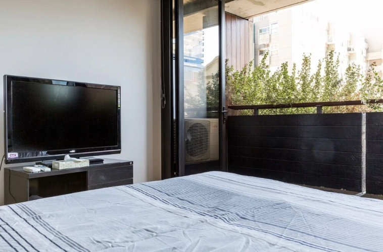 Roomerang at Fulton Lane 4