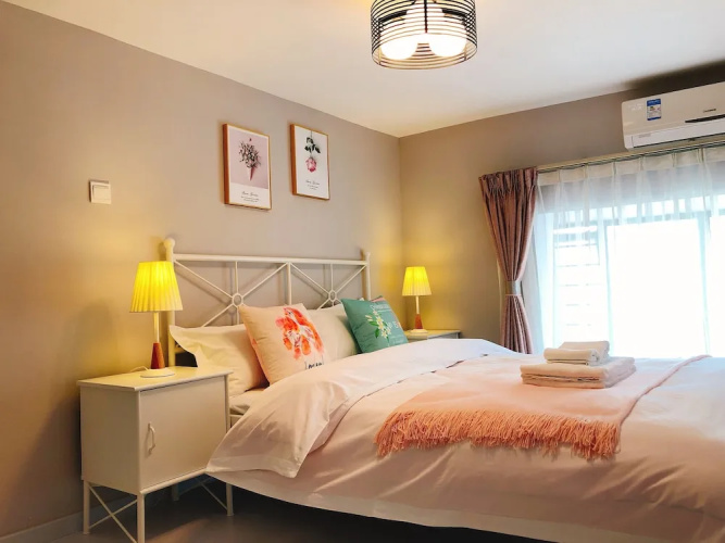 Coastline International Apartment
