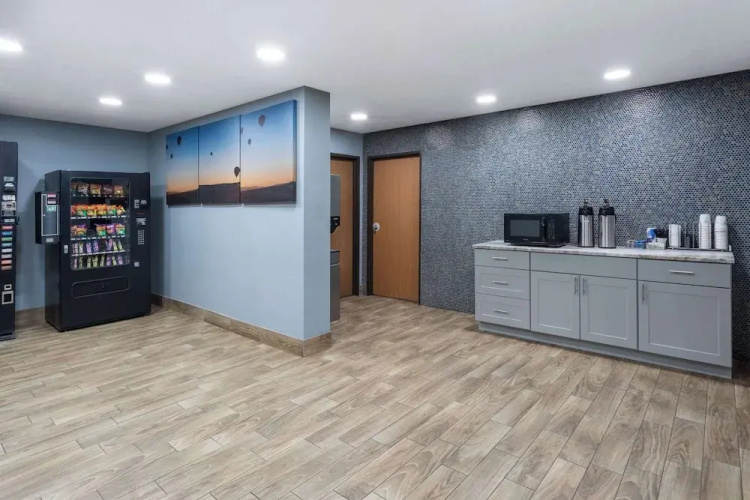 Americas Best Value Inn