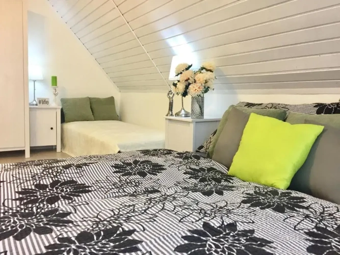 2 Bedrooms Apartment