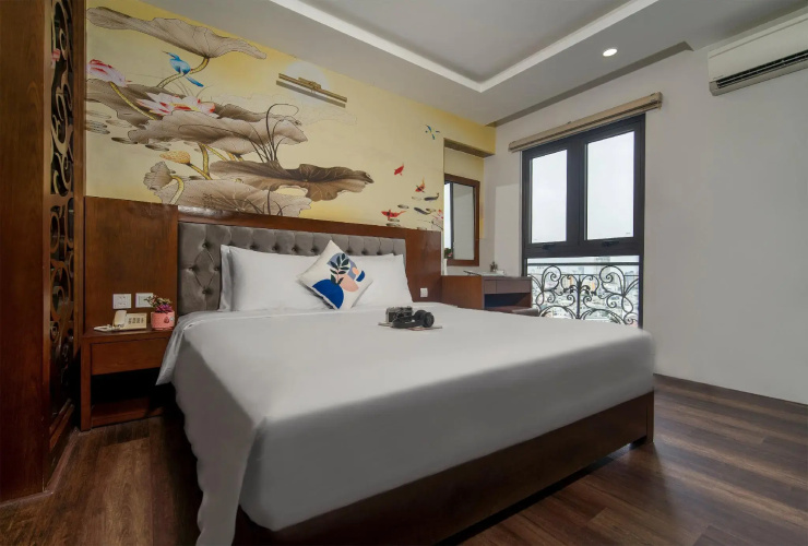Delicate Hotel