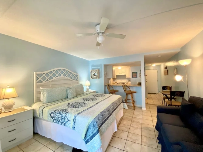 Double Studio with balcony and with pool view