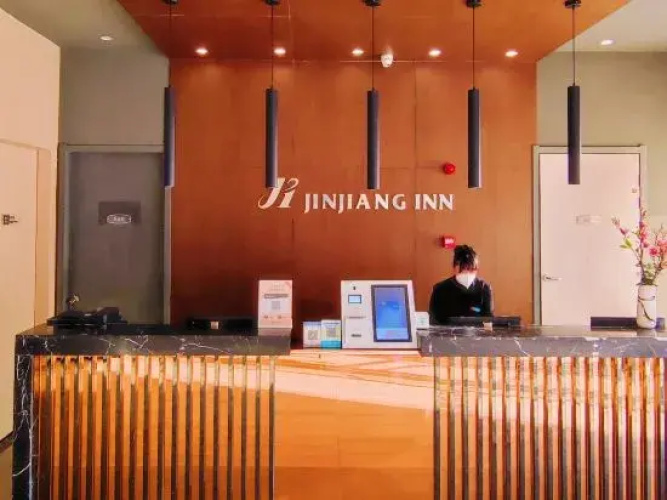 Jin Jiang Yi Star Hotel