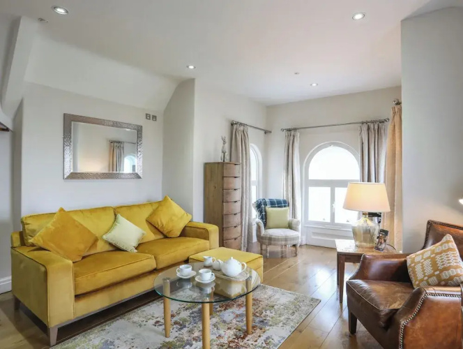 Harlech Apartments - Gwern
