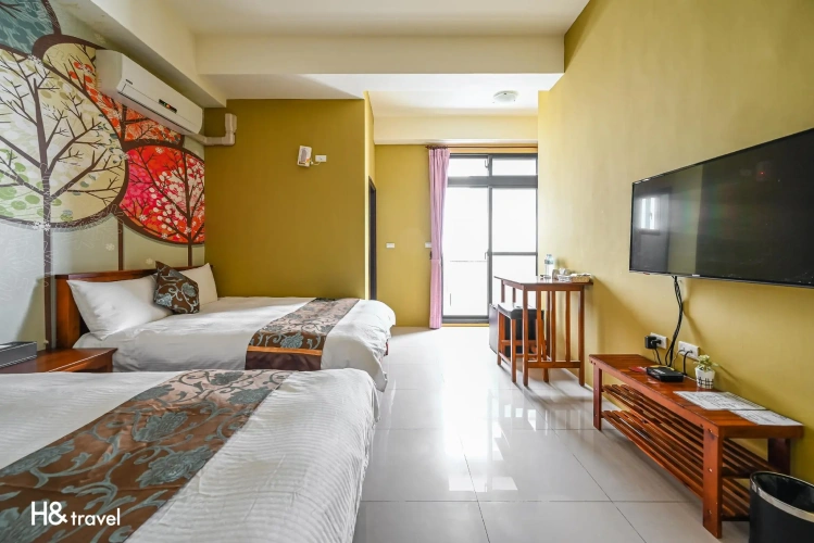 Standard Quadruple room with balcony