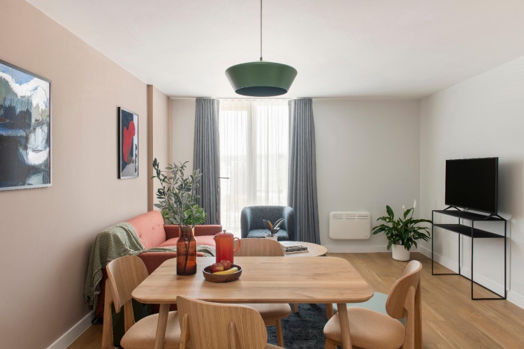 1 Bedroom Apartment
