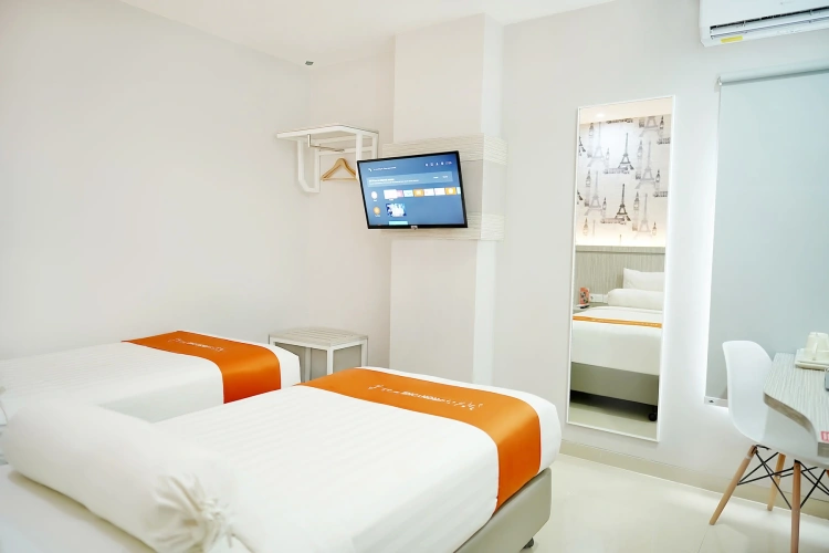 Deluxe Twin room