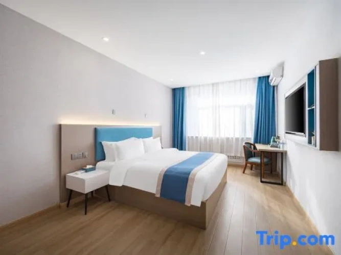 Standard Double room with courtyard view