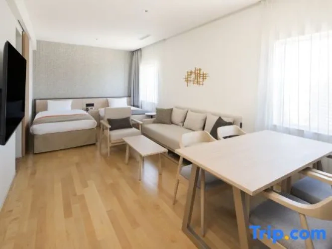Deluxe Double Family room