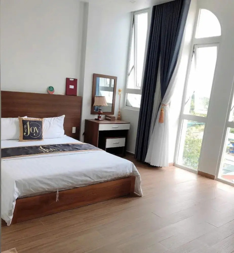 Joy Hotel