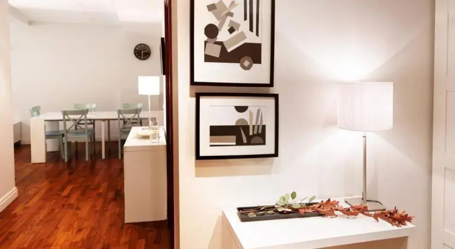 Trevi -Chic