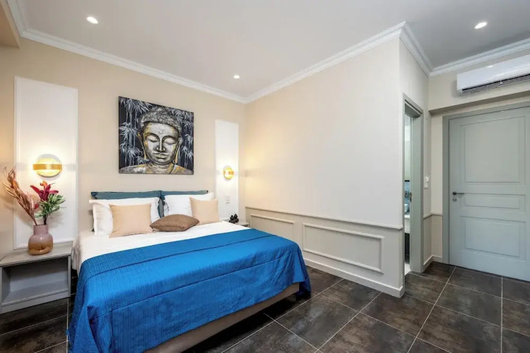 Alegrand Suites