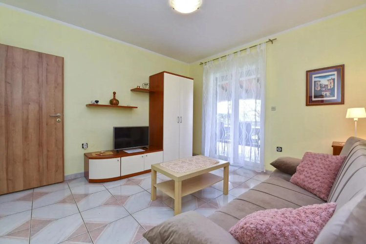 Apartments Anka 372