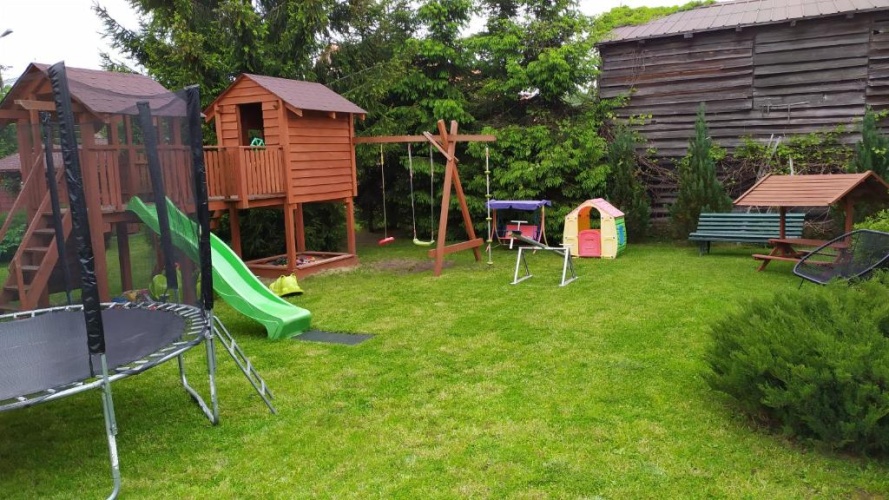 2 Bedrooms Chalet
