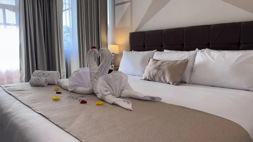 Andari Hoteles