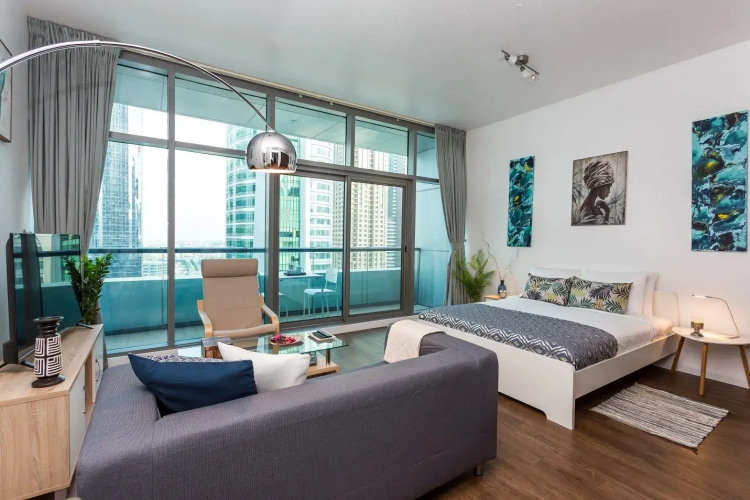 Modern and Spacious Studio in JLT Ideal For Two!