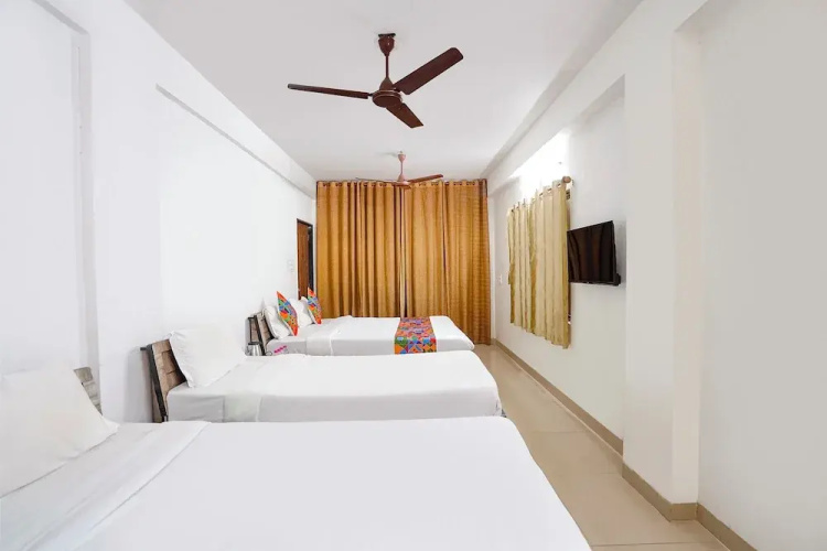 Fabhotel Relax