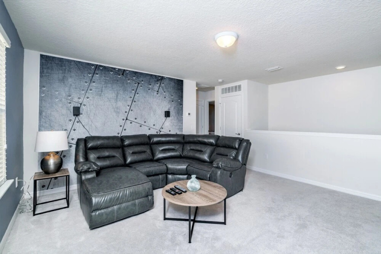 5448 Misty oak Circle