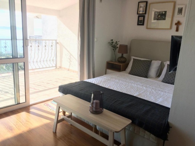 1 Bedroom Comfort Apartment with sea view