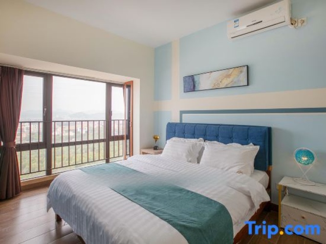 2 Bedrooms Suite