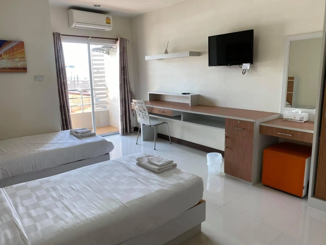 Standard Twin room