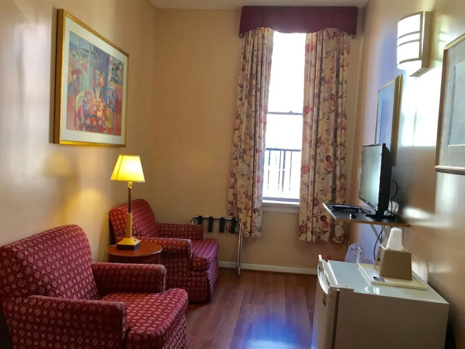Rodeway Inn Mid Town