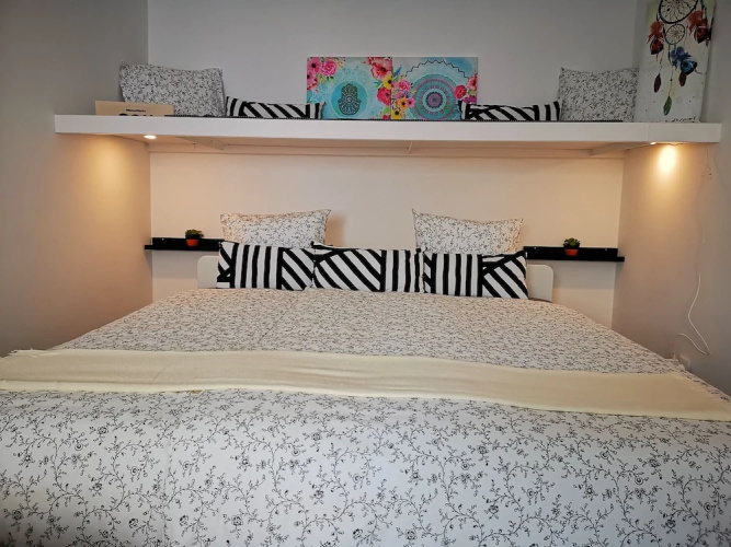 Private Couple Room On Caparica Poshtel