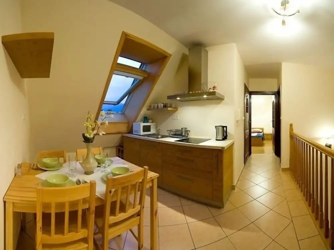 1 Bedroom Standard Apartment with balcony and with mountain view
