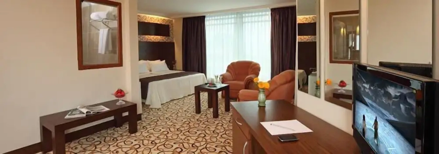 Double Suite