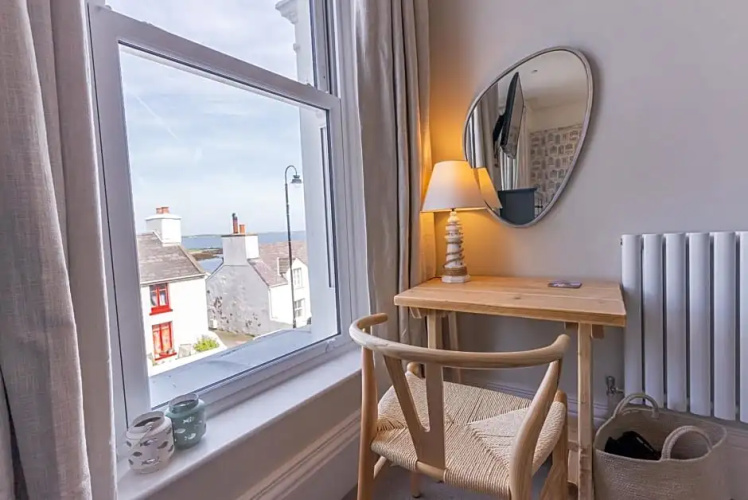 Carrick Rooms