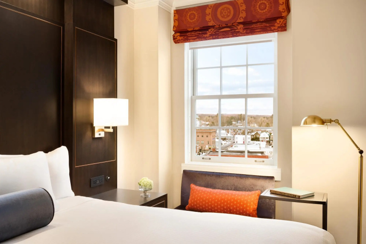 Hotel Saranac Curio Collection By Hilton
