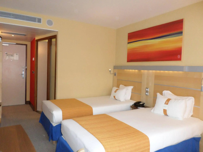 Holiday Inn Express Paris-Canal de la Villette by IHG
