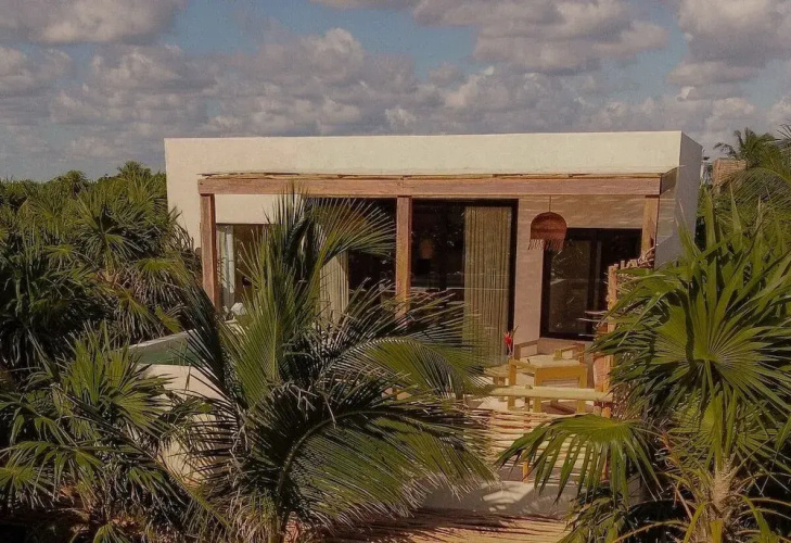 Best-Located Beach Suite with pool.