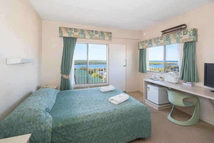 Standard Double room with river view