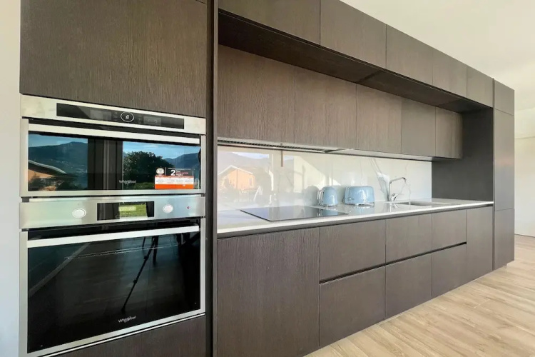 Modern House Apartment 1