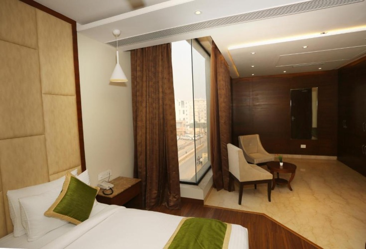 Deluxe Family room