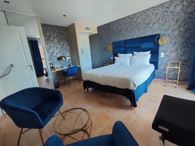 Premium room