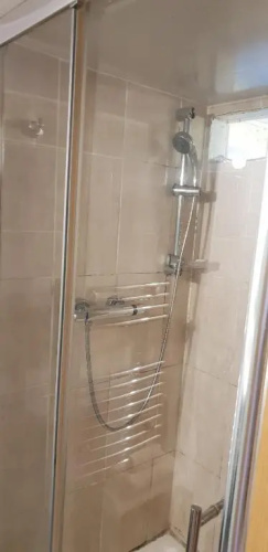 Private Basement Studio Flat with Modern Features
