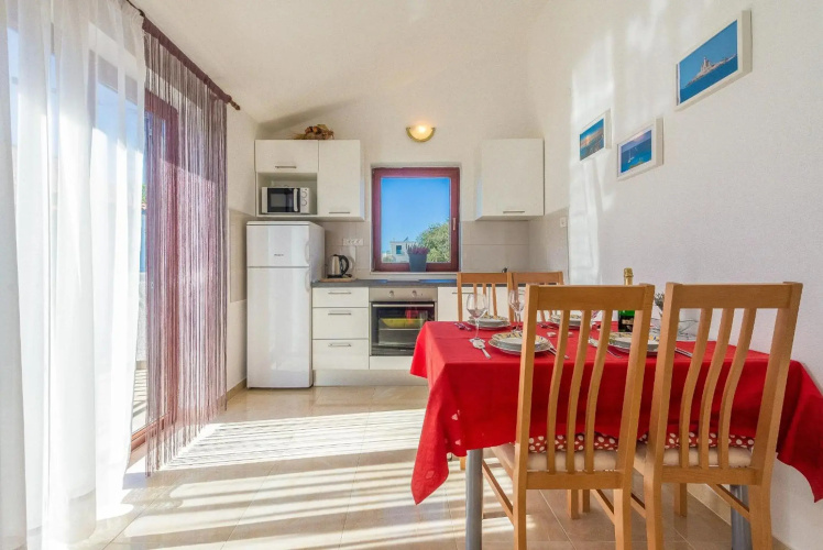 Apartments Pleadin