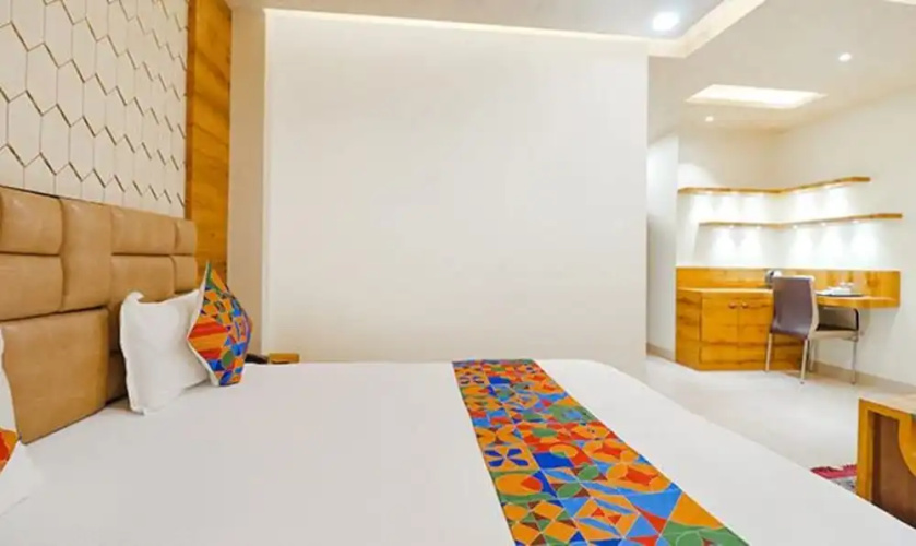 FabHotel Holiday Grand