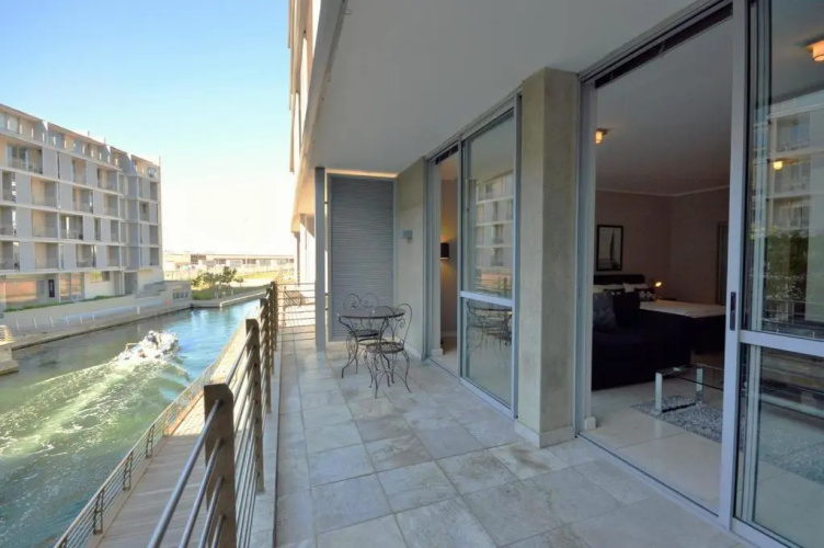 Harbour Bridge - Waterfront Precinct