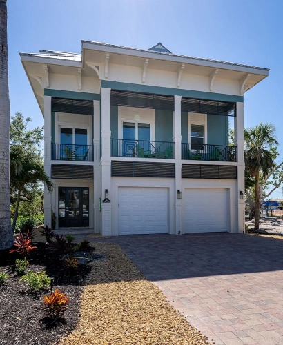 5 Bedrooms Cottage