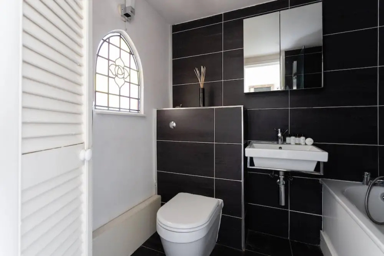 Odhams Walk by Onefinestay