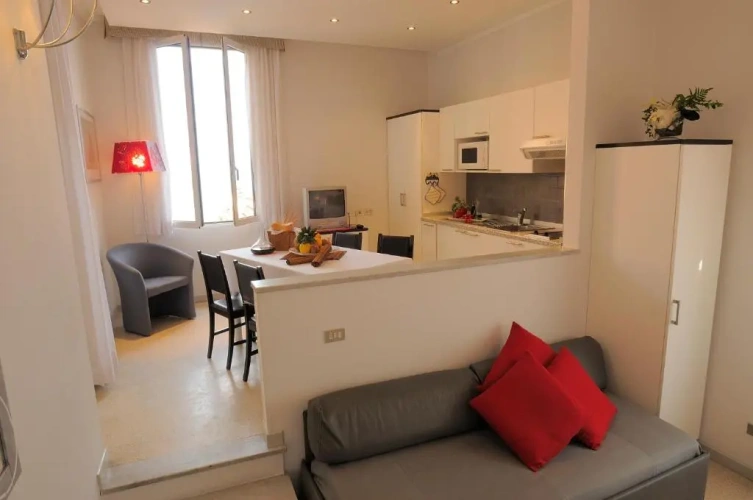 1 Bedroom Apartment with sea view