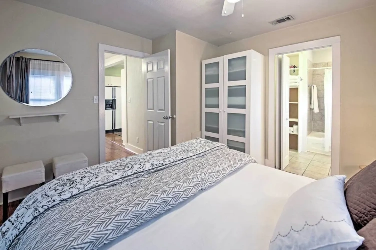 Guest rooms