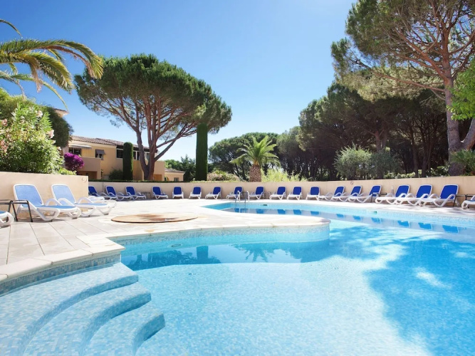 Well-kept Apartment With Dishwasher, 1 km. From the Beach