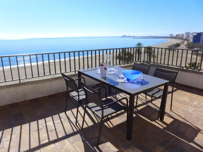 Apartamento Castell Joncar 3