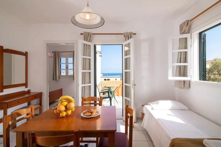 1 Bedroom Apartment with balcony and with sea view