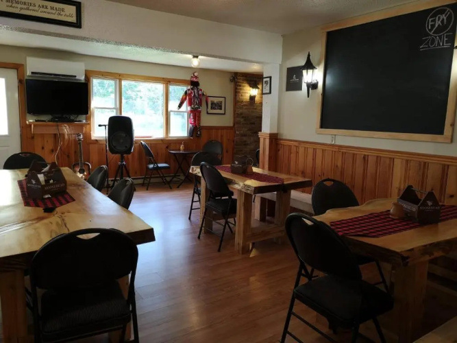 Crabbe Mountain Inn