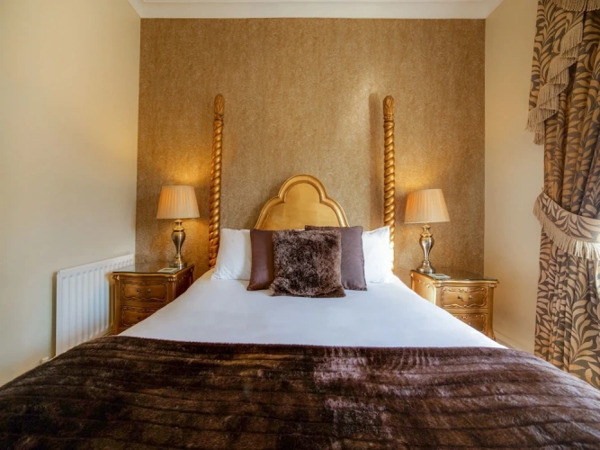 Deluxe Double Suite